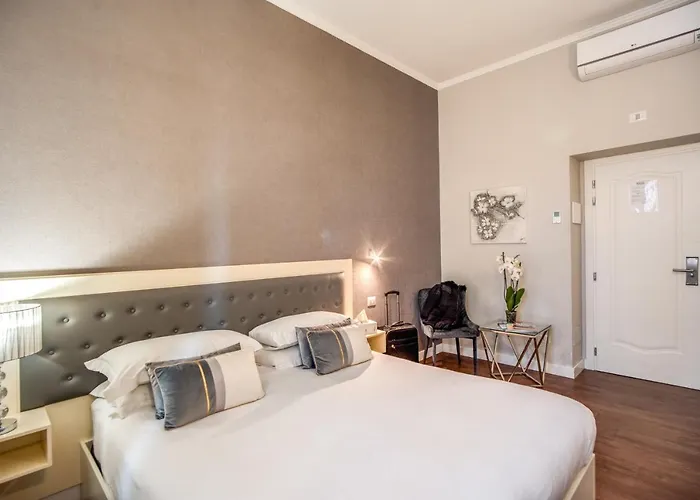 Hotell San Silvestro Rom