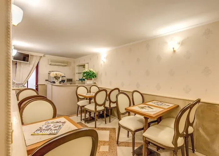 Hotell San Silvestro 3*