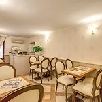 Hotel San Silvestro 3*